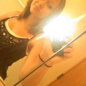 Profile Picture of Amanda Aron (@amanda.aron) on Myspace