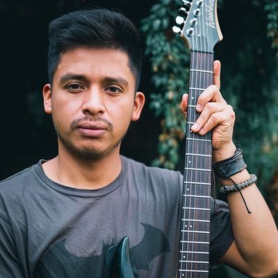 Profile Picture of Josh Charuc (@Ted_Joshua) on Twitter