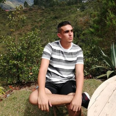 Profile Picture of Josh Valverde (@JoshValverde20) on Twitter