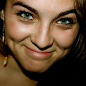 Profile Picture of Alice Jones (@tugboatjones) on Youtube