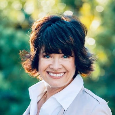 Profile Photo of Kelli Hillard (@KelliHillard) on Twitter