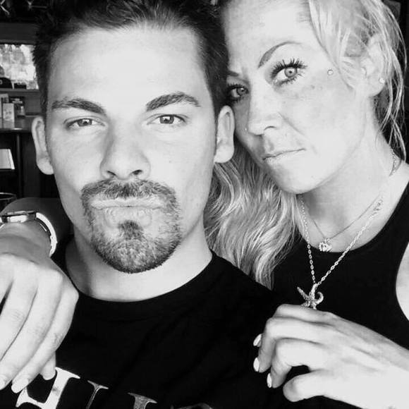 Profile Picture of Jeremy Roth (@jeremy_roth) on Poshmark