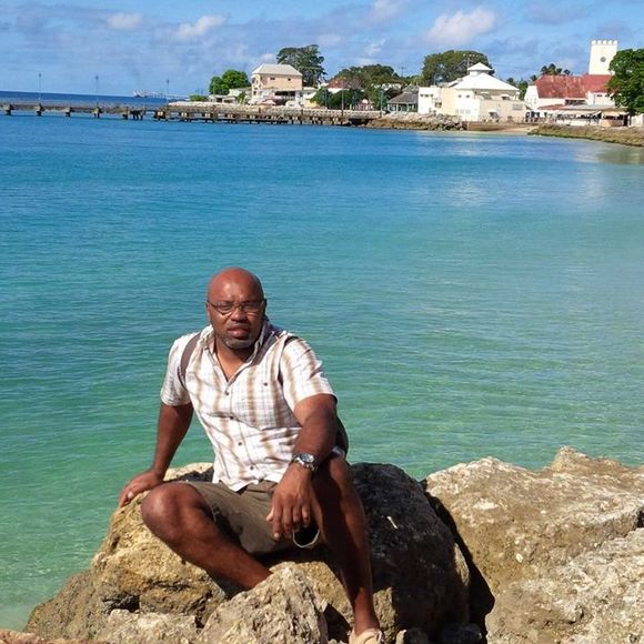 Profile Picture of Terence Warren (@biglip) on Poshmark