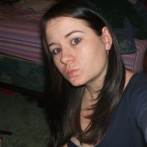 Profile Picture of Stephanie Eller (@ilovekylelangdon) on Myspace