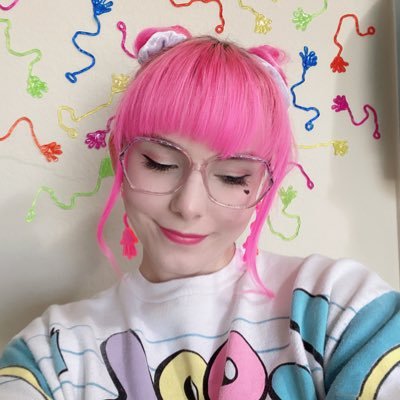 Profile Picture of Bunhugs • RESTOCK 11/27 (@shopbunhugs) on Twitter