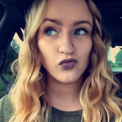 Profile Picture of Tori Walker (@Toridiamoond) on Twitter