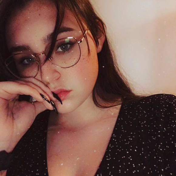 Profile Picture of Camille Lafleur-molinengo (@crazycam123) on Poshmark