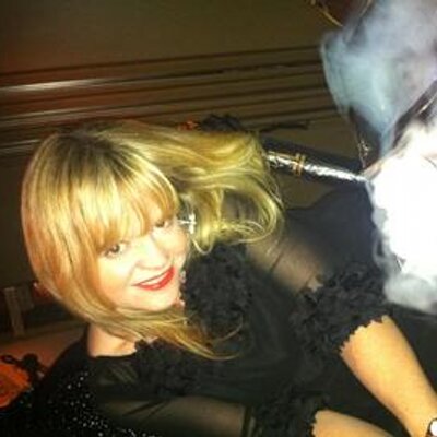 Profile Picture of Laura Keane (@laurakeane14) on Twitter