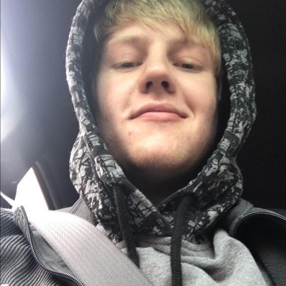 Profile Picture of Griffith Matson (@griffindor1) on Poshmark