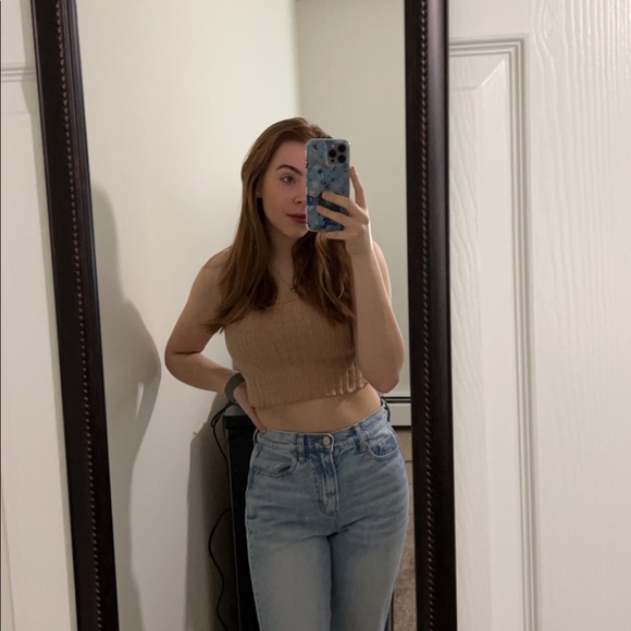 Profile Picture of Jess Cilluffo (@jess_cilluffo) on Poshmark