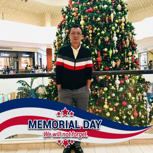 Profile Picture of Hien Huynh (@hienh) on Poshmark