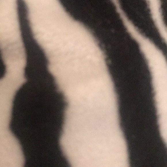 Profile Picture of Nicole Chesman (@nchesman) on Poshmark