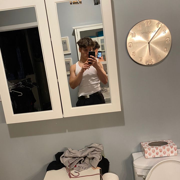 Profile Picture of Alex Poulin (@alex__poupou) on Tiktok