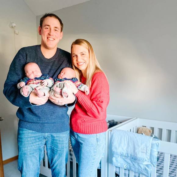 Profile Picture of Michelle Naleid (@michellenaleid) on Poshmark