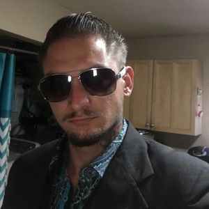 Profile Picture of Justin Lafon (@2_line) on Myspace