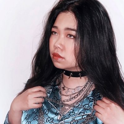 Profile Picture of Christina Xing 🗡 (@ChristinaXingg) on Twitter