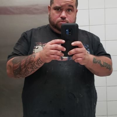 Profile Picture of Michael Vreeland (@MichaelVreela17) on Twitter