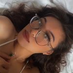 Profile Picture of Quyen Huynh (@wininwonderland) on Instagram