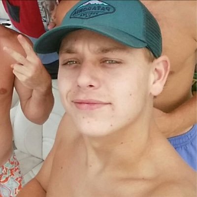 Profile Picture of Benton Wilder (@CurtisWilder22) on Twitter