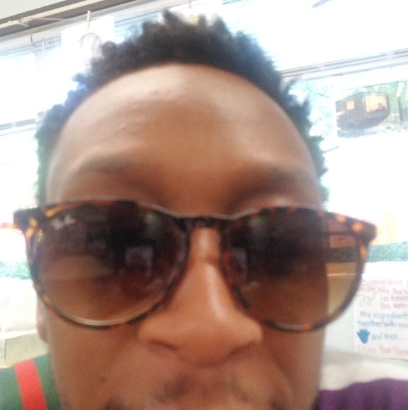 Profile Picture of Matthew Hood (@mattdog88) on Poshmark