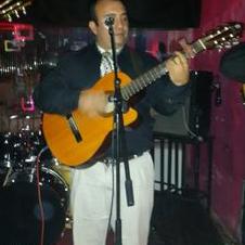 Profile Picture of Daniel O Chirino (@chirinoguit) on Twitter