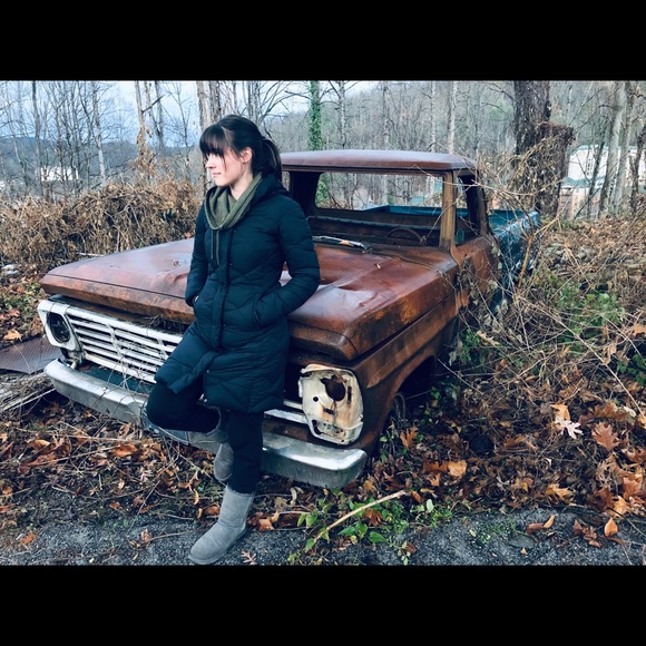 Profile Picture of Megan Galbraith (@2068megan) on Poshmark