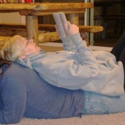 Profile Picture of Andrea Timmons (@DreaAndMark) on Twitter