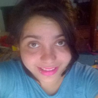 Profile Picture of Edith Lara (@edithlara0123) on Twitter