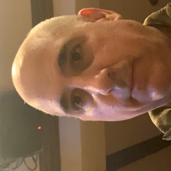 Profile Picture of Jason Campagna (@jacampagna) on Poshmark