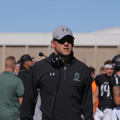 Profile Picture of Josh Blankenship (@CoachJBlank) on Twitter