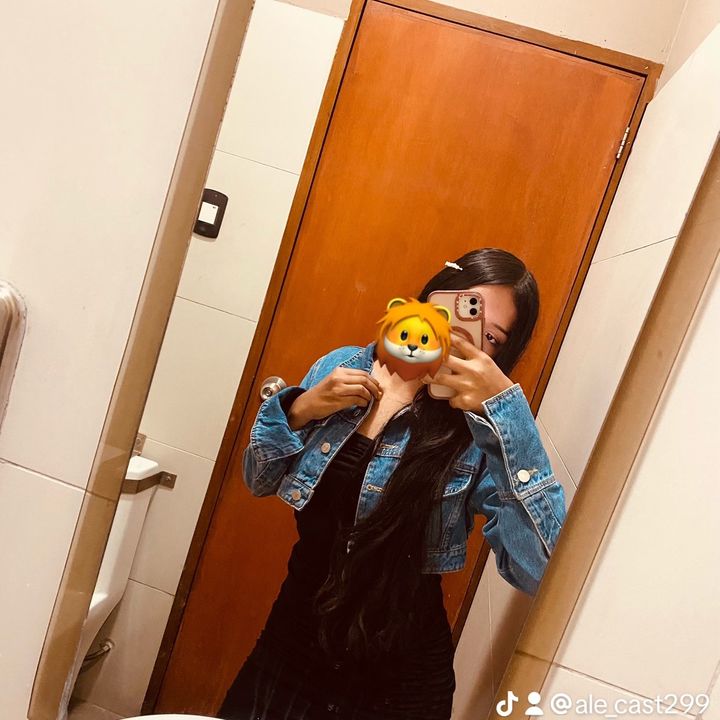 Profile Picture of Ale Castañeda (@ale_cast299) on Tiktok