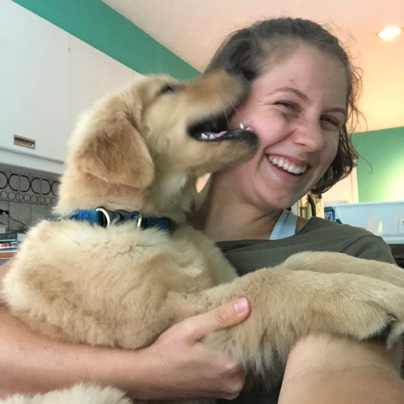 Profile Picture of Tori Budden (@tbudden) on Poshmark