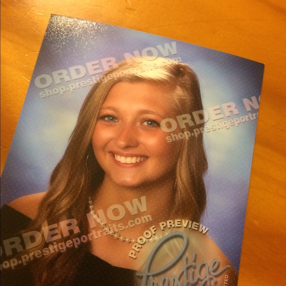 Profile Picture of Jesse Joyce (@santannajesse) on Poshmark