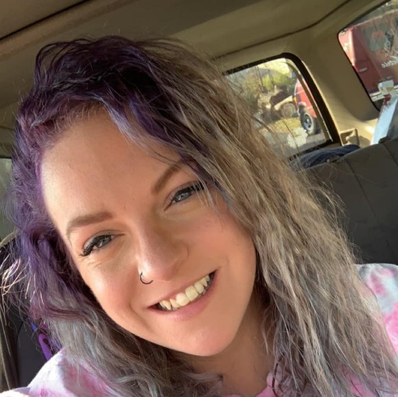 Profile Picture of Taylor Torbeck (@taylort13) on Poshmark