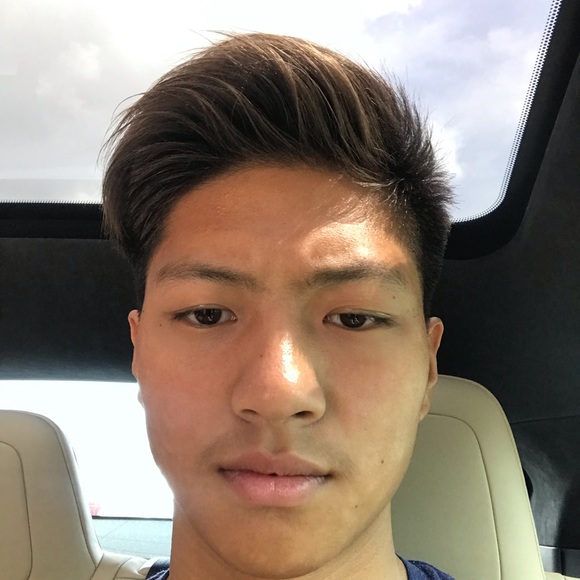 Profile Picture of Joshua Chan (@joshjc120) on Poshmark