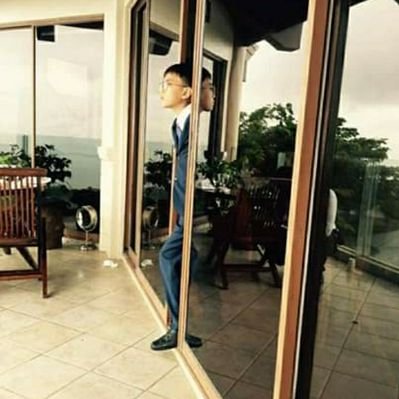 Profile Picture of Charles Lloyd Nazareno (@Ti_lloydII) on Twitter