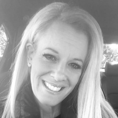 Profile Picture of Andrea Block (@andreablock21) on Twitter