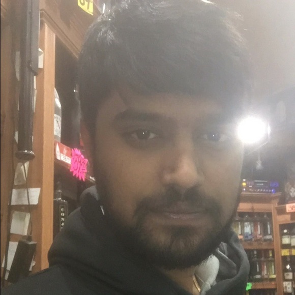 Profile Picture of Dinesh Chakeri (@dineshchakeri) on Poshmark