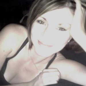Profile Picture of Sara Schenk (@4souls_1love) on Myspace