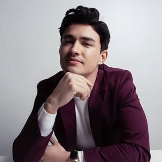 Profile Picture of Adam Lefebvre (@altair.vkros.1) on Facebook