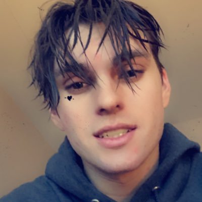 Profile Picture of Sunshine☀️ (@MySunshineAaron) on Twitter