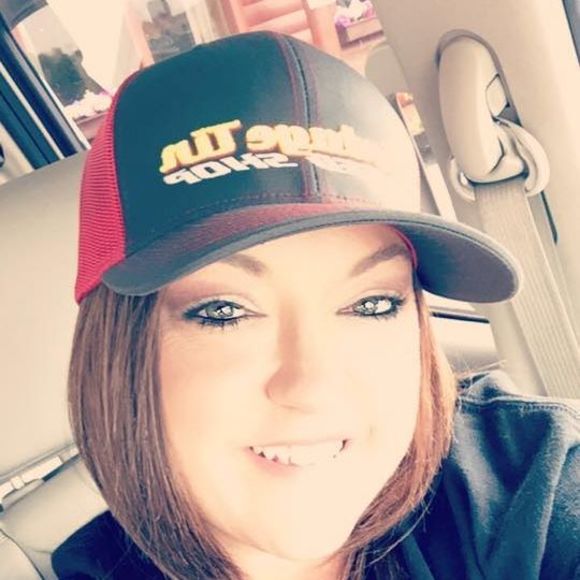 Profile Picture of Jessica Masingo (@jessicamasingo) on Poshmark