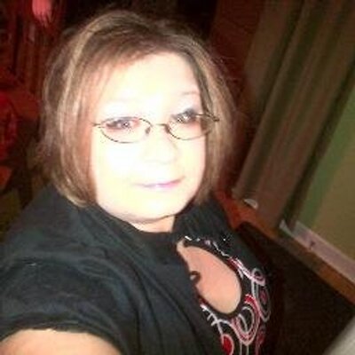 Profile Picture of Pamela Barrett (@pamelabarrett1) on Twitter