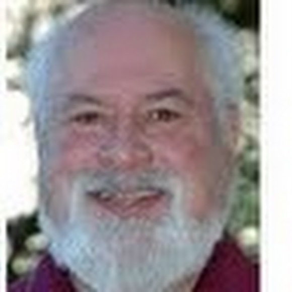 Profile Picture of Howard Stateman (@howeird666) on Poshmark