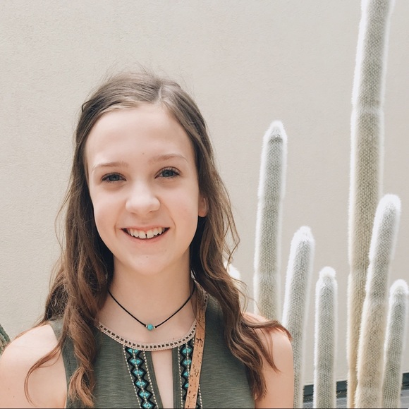 Profile Picture of Libby Kate (@libbykatee_) on Poshmark