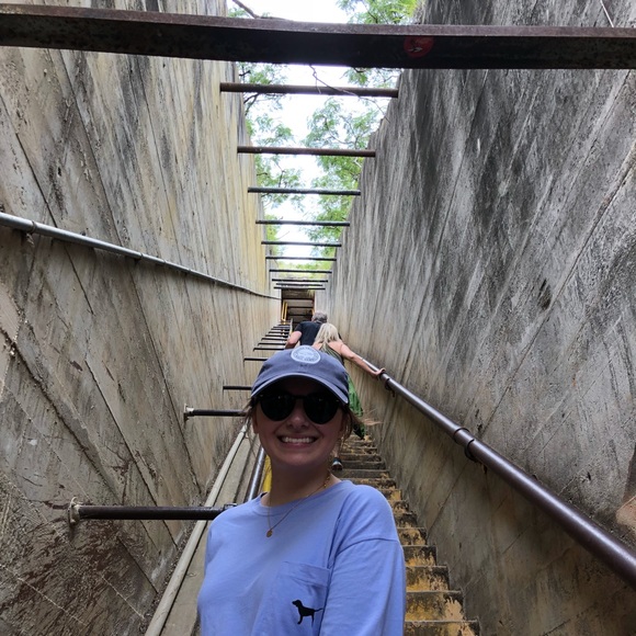 Profile Picture of Nicole Cologgi (@nbaumm) on Poshmark