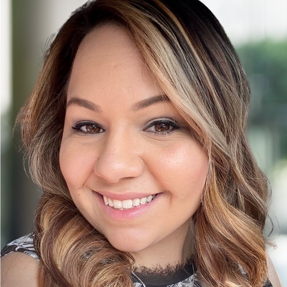 Profile Picture of Rita Mays (@ritaritam) on Poshmark