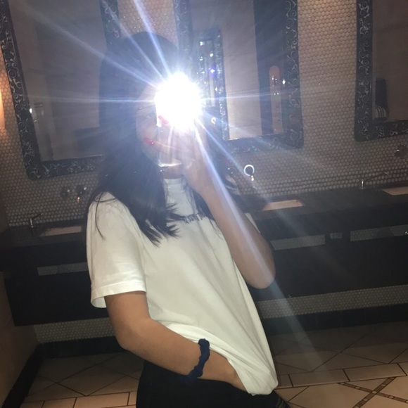 Profile Picture of Alexa Guillen (@lexxluv04) on Poshmark