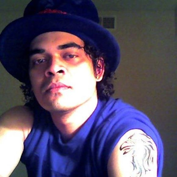 Profile Picture of Pascoal lino Fernandes (@lino1983) on Poshmark