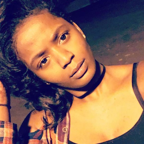 Profile Picture of Shakura Taylor (@shakura04) on Poshmark